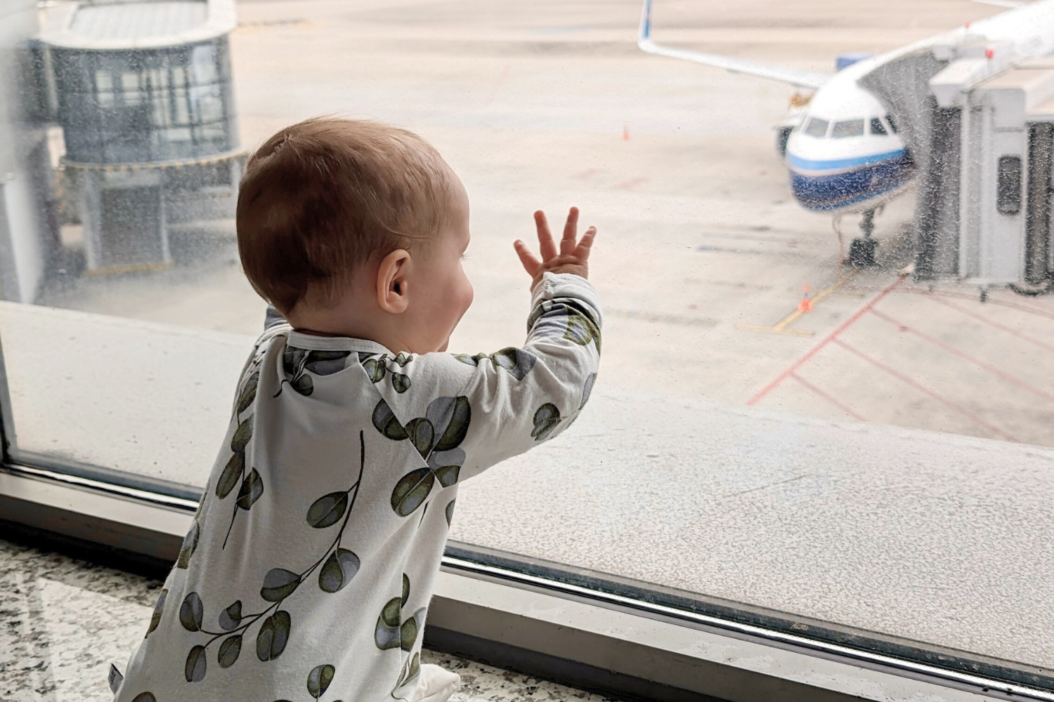Zipster Blog-All You Need to Know About Long-Haul Travelling with Your Little One