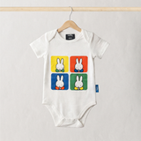 Retro Miffy pop-art-inspireret bambus-body til baby, set forfra