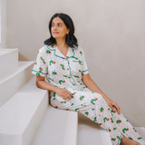 Pyjamas-set för damer Den mycket hungriga larven™ Dotty Daydreams